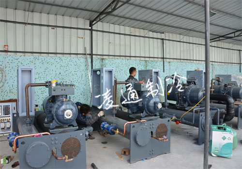 螺杆式冷水机在选择冷水机组的时候都与哪些因素有关